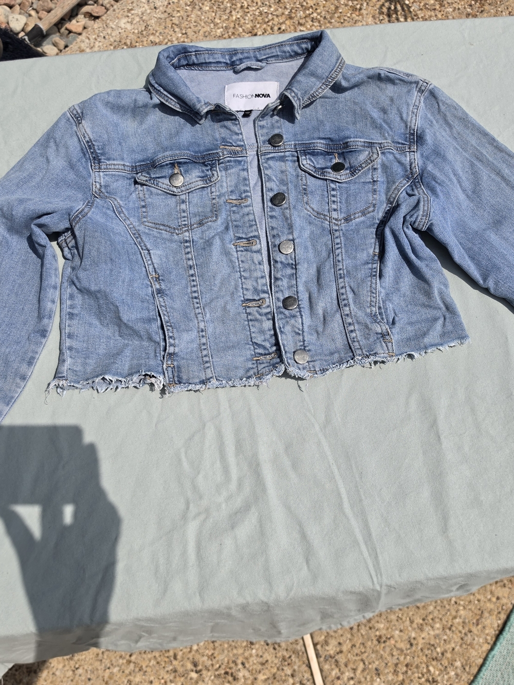 Fashion Nova Women's Light Blue Cropped Denim Jacket